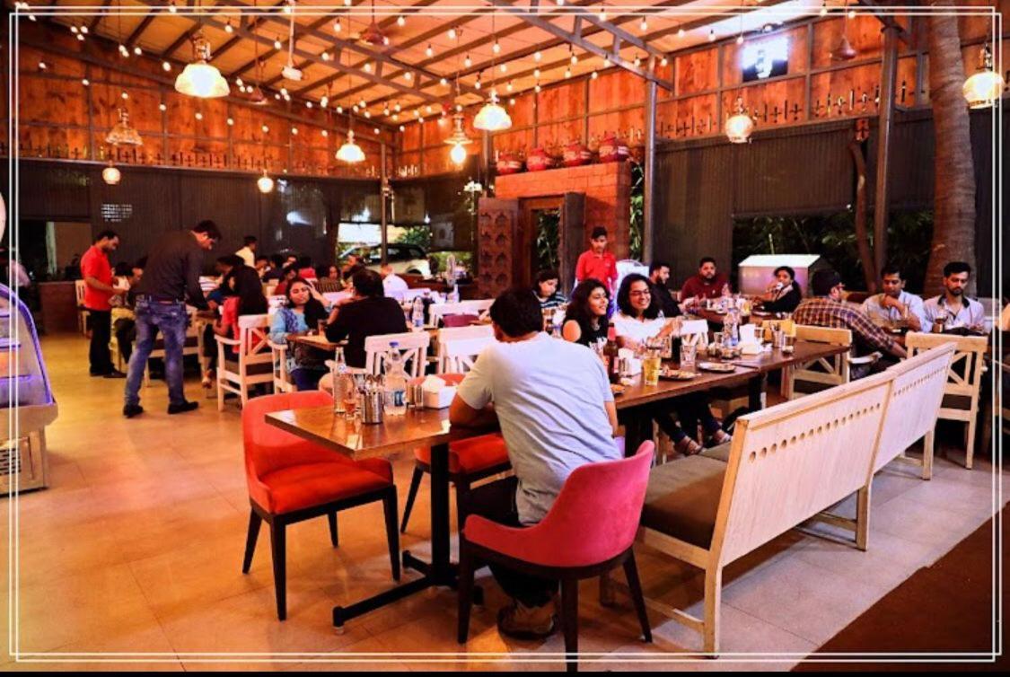 Maple Social Hubz-Hostel Mumbai Exterior foto