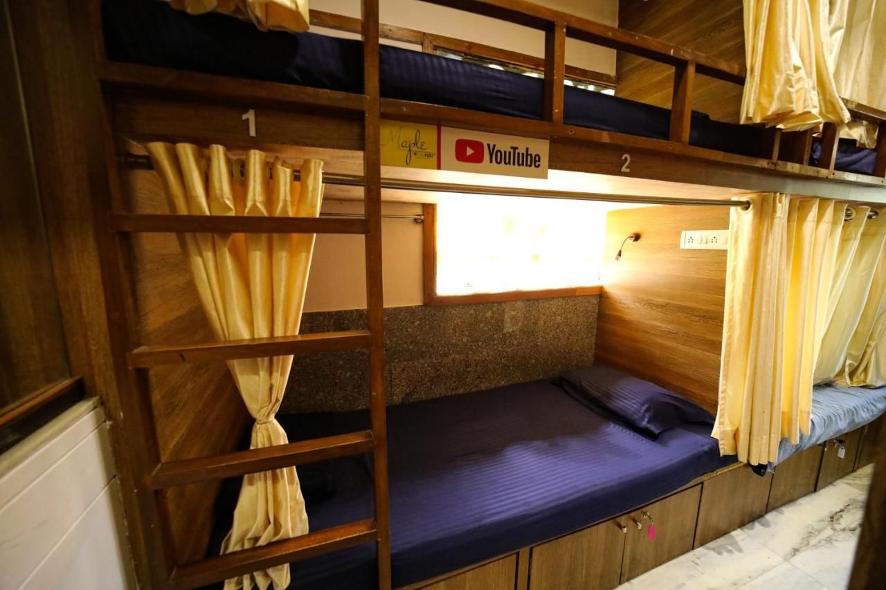 Maple Social Hubz-Hostel Mumbai Exterior foto