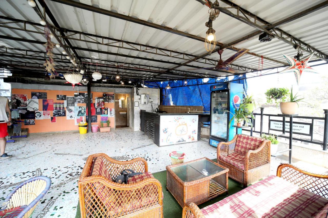 Maple Social Hubz-Hostel Mumbai Exterior foto
